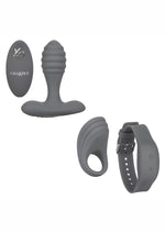 Load image into Gallery viewer, Calexotics Silicone Adventure Set Anal Plug Kit with Remote Control - Black
