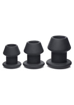 Load image into Gallery viewer, Master Series Gape-Grommets Hollow Silicone Anal Dilator - Black - 3 Pieces/Set
